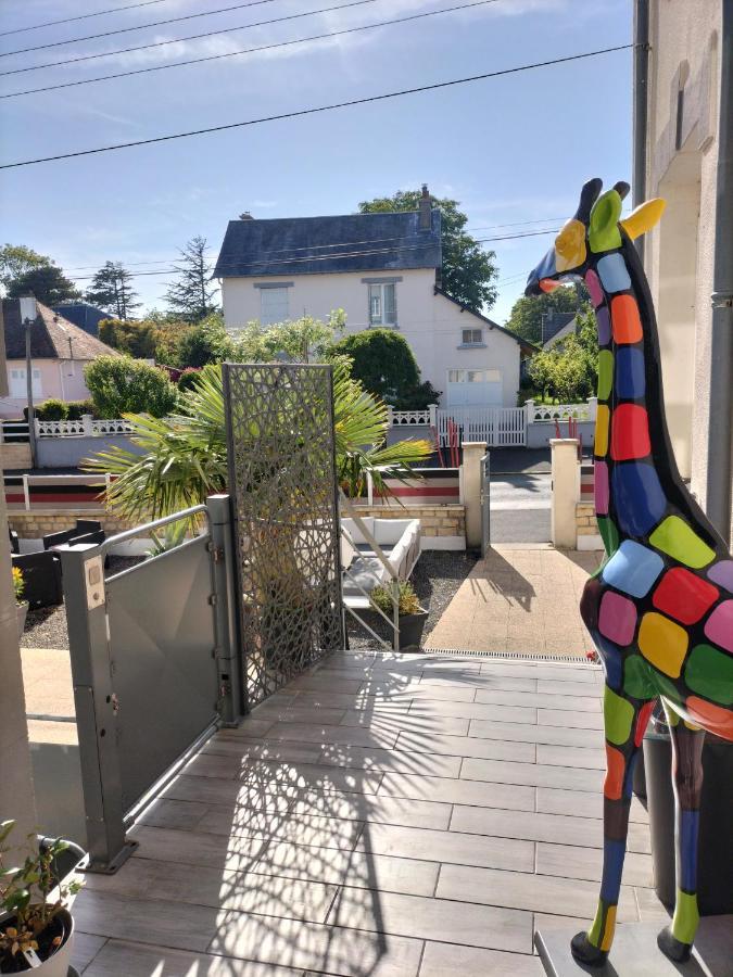 Hotel Le 6 3 Home Port En Bessin Bagian luar foto