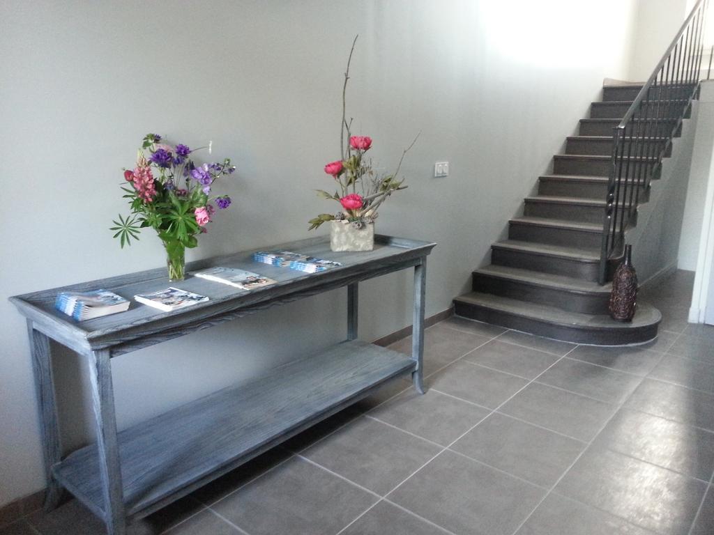 Hotel Le 6 3 Home Port En Bessin Bagian luar foto